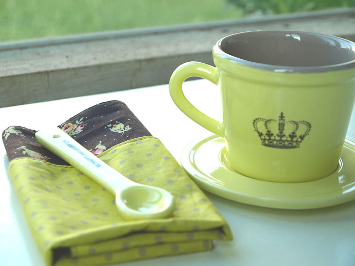 ชุดกาแฟเซรามิค keep calm สีเหลือง